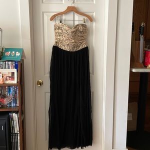 Formal strapless gown